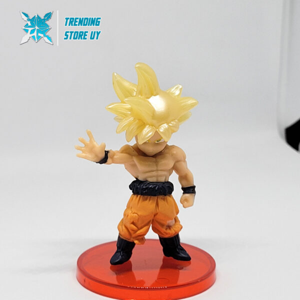 20230508_210134 Goku SSJ traje roto